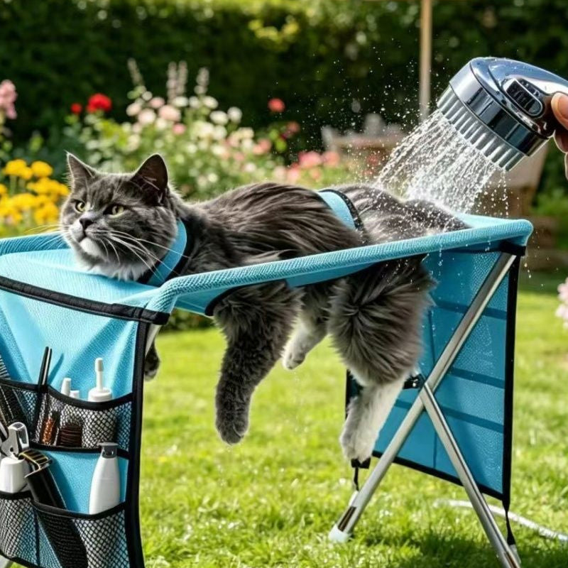 De SpetterSpot™ -De veilige douche-standaard voor honden en katten